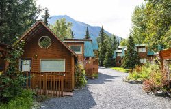 Stay at Drifters Lodge On an alaska Vacation Package